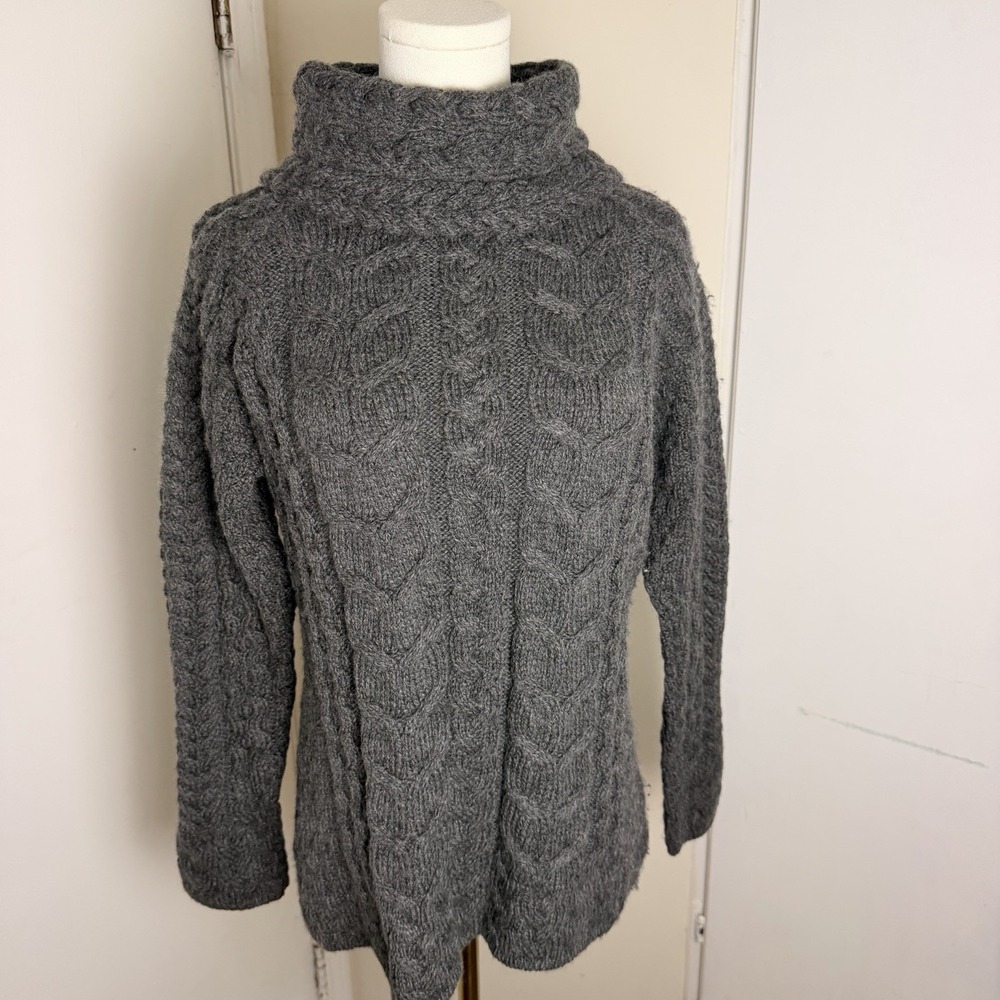 Aran Sweater Market Dark Gray Cable Knit 100%Merino Wool Size L Made In Ireland
